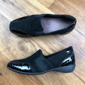 Clarks Everyday Shoes Women Sz 10W Noreen Will Slip On Loafer Black Velvet